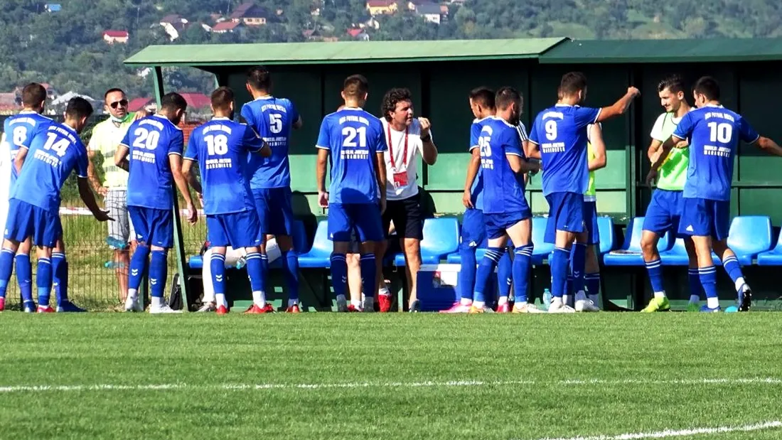 Fotbal Comuna Recea nu va fuziona cu Minaur după promovarea în Liga 2. Primarul Octavian Pavel a lămurit situația: ”Ca să fie clar, echipa va juca sub același nume. Avem licență, avem tot ce ne trebuie”