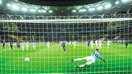 Greu cu „diavolii"!** Manchester United a câștigat până acum toate înfruntările cu echipele românești