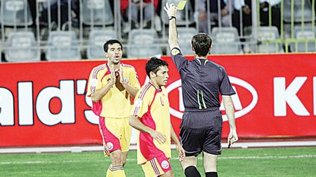 Avertizați de UEFA în privința simulărilor!