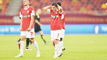 La pământ! Așa văd băncile din străinătate fotbalul românesc!** Răspunsul incredibil primit de Dinamo, după ce a cerut un credit de 3 milioane de euro: