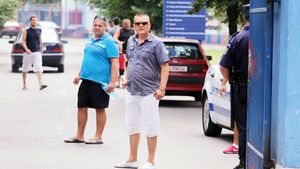 Peluza Nord îl amenință pe Tănase:** 'Dacă auzim că e în club, îl batem bine! Îi rupem picioarele'