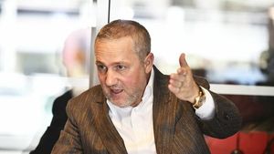 Mihai Rotaru, finanțatorul secret cu care Armata vrea să dea lovitura la CSA Steaua? Patronul Universității Craiova a făcut anunțul final: „Cred că mi-am îndeplinit obligațiile față de club”