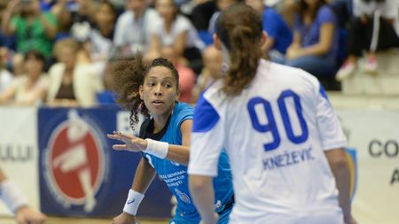 CSM București s-a împăcat cu data de 5 octombrie, pentru derby-ul cu HCM Baia Mare, dar cere devansarea jocului cu Corona Brașov 