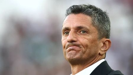 Olympiacos, pe urmele lui Răzvan Lucescu! Anunțul care aruncă în aer fotbalul din Grecia