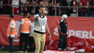 Zeljko Kopic cere noi transferuri, după ce Dinamo a rămas fără victorie în Superliga: „Nu pot fi mulțumit!”
