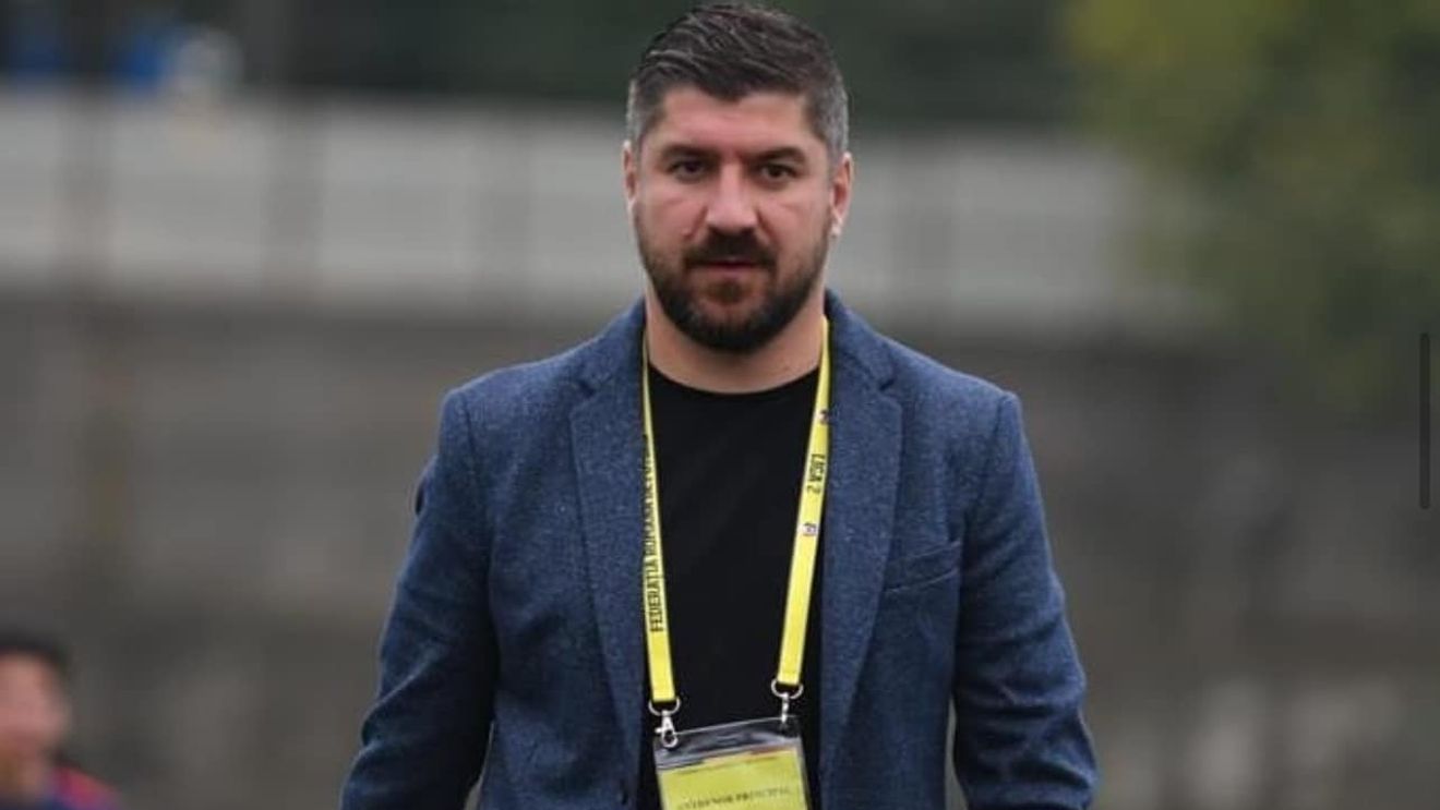 De ce a refuzat să preia un club de tradiție din Superliga un antrenor care a stat mai mult prin ligile inferioare! Ce contract i s-a oferit: „Cu tot respectul, dar nu am cum să accept asta”