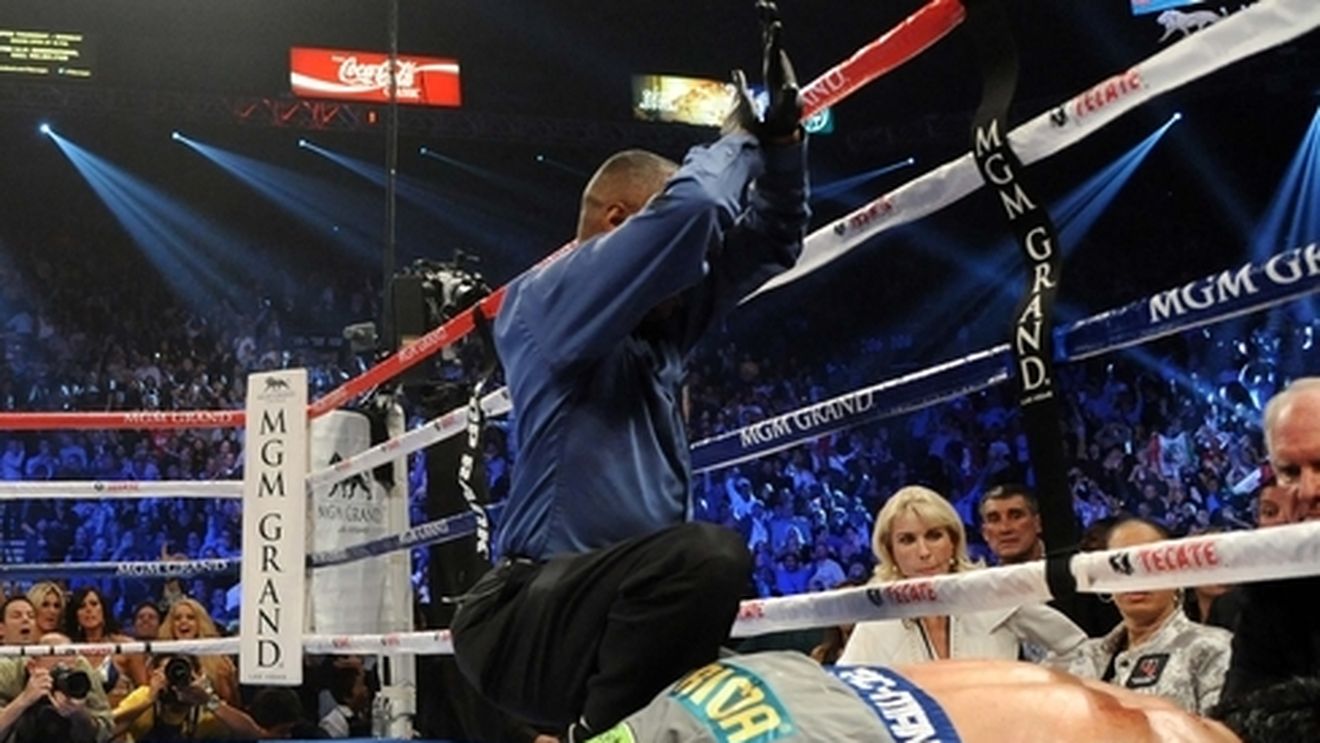 Thrilller la Las Vegas!** Manny Pacquiao a fost făcut KO de Juan Manuel Marquez VIDEO