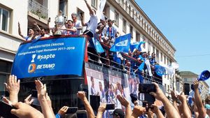 EXCLUSIV | Primele reacții dinspre CS U Craiova, după anunțul uriaș al lui Mititelu. Mesajul transmis la unison de Popescu, Badea și Costeșin: "Ia să facă Mititelu asta! Să vedem atunci ce i se întâmplă"