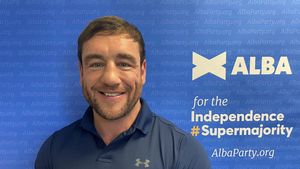 Afirmații incredibile la adresa românilor! Un fost campion la box: „Se instalează pe locurile de cerșit și toți sunt grași ca niște porci mari, îndopați și suculenți"