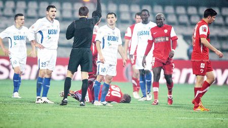 Dinamo se plânge că e antemergător pentru CFR!** "Câinii", nemulțumiți că îi "ajută" pe rivali: "Nu e normal"