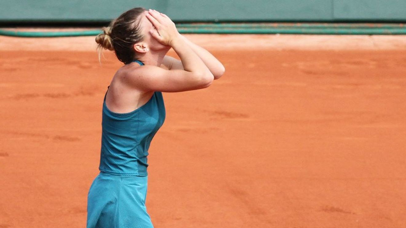 VIDEO | Halep și-a "nimicit" adversara în game-ul patru al setului decisiv, cu un raliu care va rămâne în istoria Roland Garros! Punctul meciului cu care Simona a făcut pasul cel mare către câștigarea trofeului