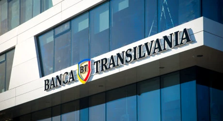 Schimbare la Banca Transilvania. Anunțul serii pentru cei cu cont și card la BT