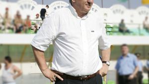 "Aliuță ne ia de fraieri! S-ar putea să-i reziliez contractul!"