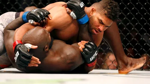 Accidentare horror în UFC! Alistair Overeem, făcut KO! Reacția cu care a cucerit fanii la final