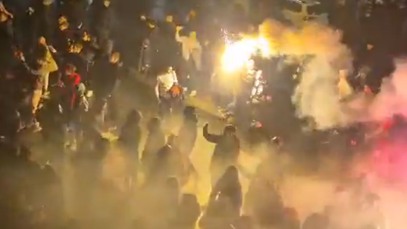 Scene nebune la Belgrad. Antrenorul şi-a dat demisia şi fanii s-au dus după el la aeroport când au aflat