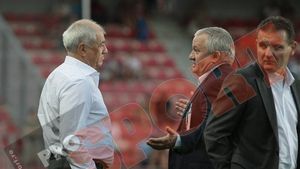 "Sunt bucuros să le dau primele jucătorilor"! Porumboiu a descoperit un "extraterestru"