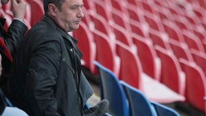 Rednic a mai transferat un român la Kazar Lankaran!** Vezi cine e