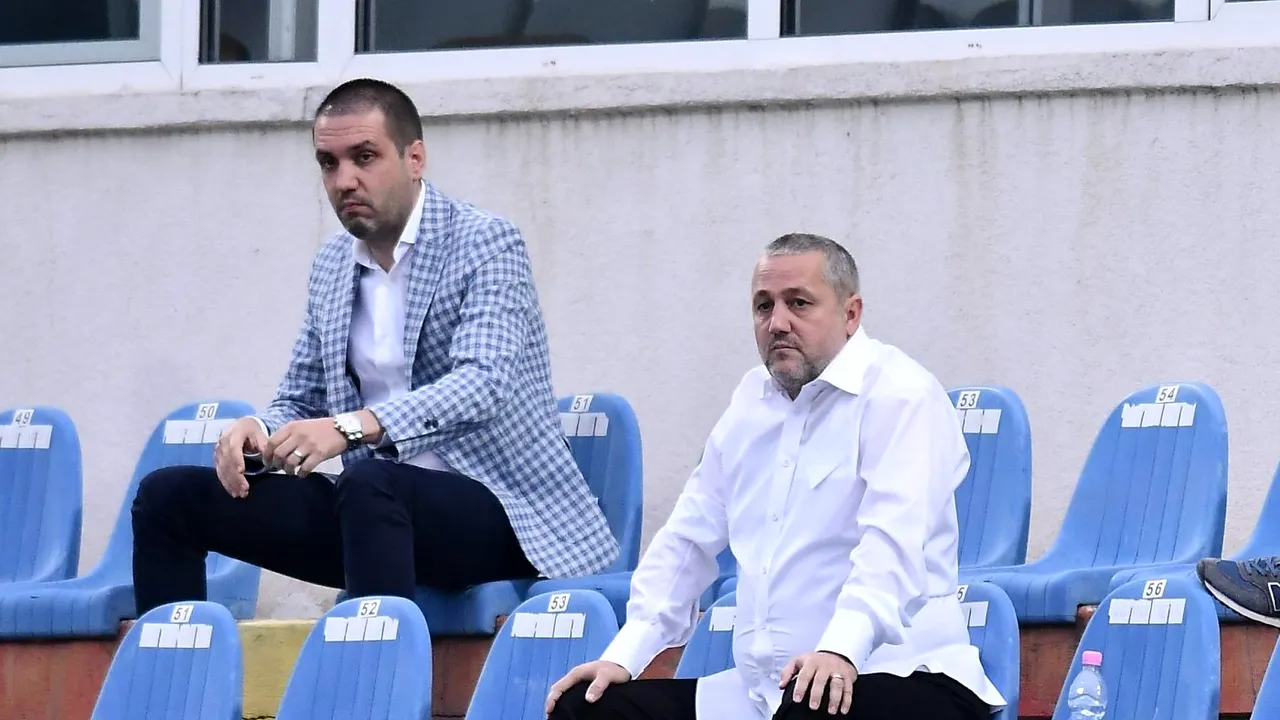 Jucătorii Universităţii Craiova au fost supervizaţi de Mihai Rotaru în primul amical din Antalya: „Sperăm să-l răsplătim, să-l facem fericit!”