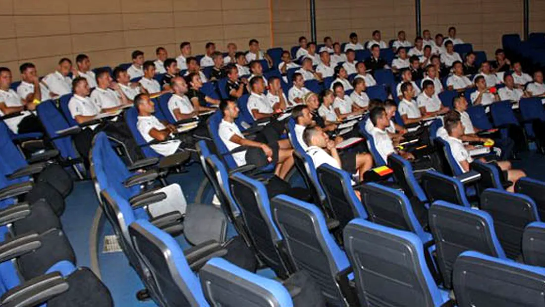 Comisia Centrală a Arbitrilor organizează cursuri pentru arbitrii și asistenții din Liga 2 și 3