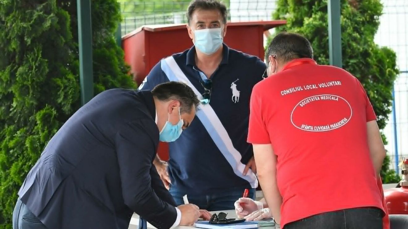 A răbufnit împotriva grecului care e șef peste români: „Zici că el a inventat Pământul. Să-l punem președintele țării!”