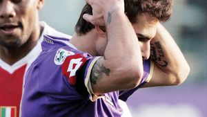 "Vargas și Mutu vor fi transferați! Fiorentina va miza pe tineri!"