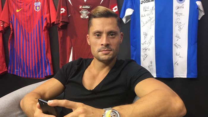 Un român face istorie! Constantin Popovici devine primul sportiv tricolor care va concura într-un sezon complet în Seria Mondială Red Bull Cliff Diving | VIDEO 