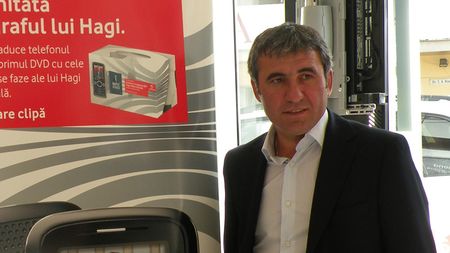 Hagi: "Voi fi fanul lui Inter în finala Ligii" **VEZI golul înscris de 'Rege' cu Bayern!