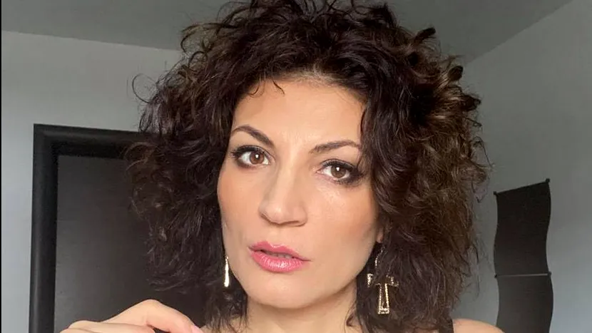 Reacția Ioanei Ginghină când i s-a spus că este influencer. ”Păi mai am puțin și ies la pensie de când scrie pe cartea mea de muncă - actor”