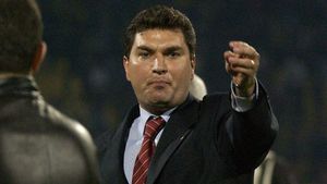 Borcea: "Pandurii ni l-au propus pe Chiricheș, dar noi vrem să fie dezafiliați" **/ Condescu: "Ni s-a pus 'cuțitul' la gât"