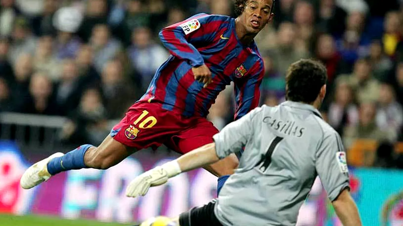 Remember | Cel mai frumos moment oferit de El Clasico? 10 ani de la ziua în care Ronaldinho a avut Santiago Bernabeu la picioare. VIDEO |  Golurile care au făcut înconjurul planetei și gestul superb al fanilor Realului