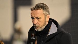 Mihai Stoica l-a pus la zid pe Daniel Bîrligea în direct: „Ar trebui să vorbească mai mult despre jocul lui!”