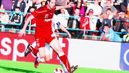 Rapidul a rezolvat cea mai mare problemă a verii!** Au găsit fundaș pentru doi ani