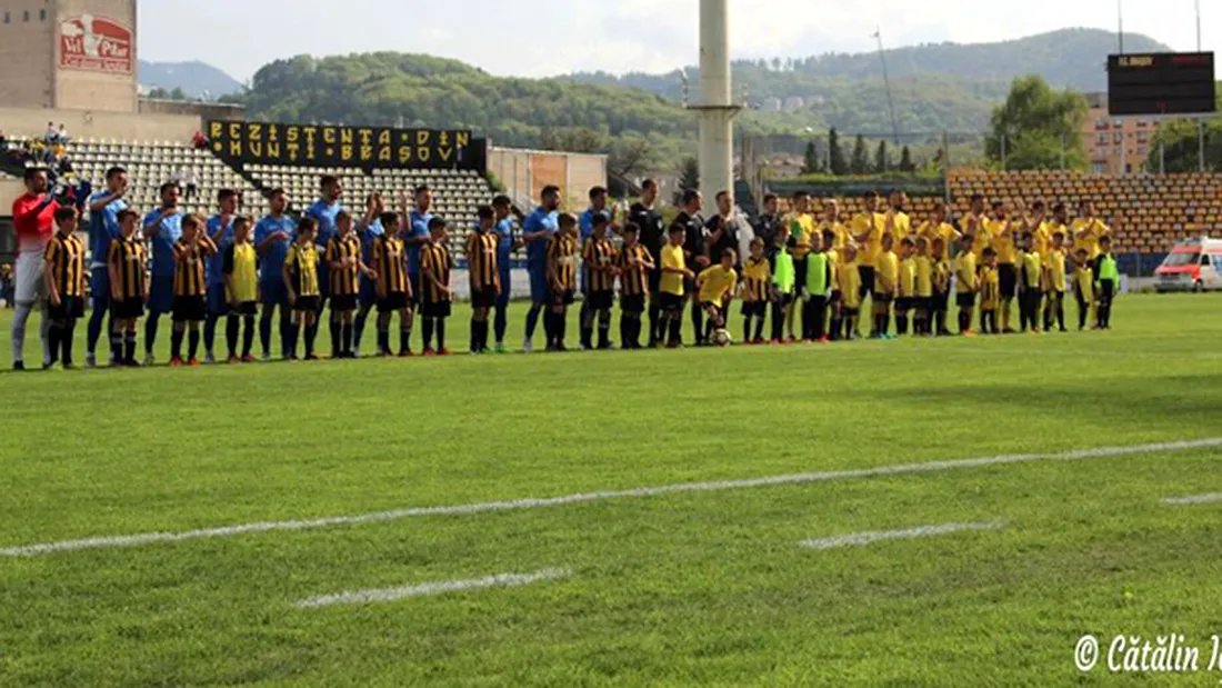 FC Brașov, meci pentru onoare la Ghermănești.** Dochița: 