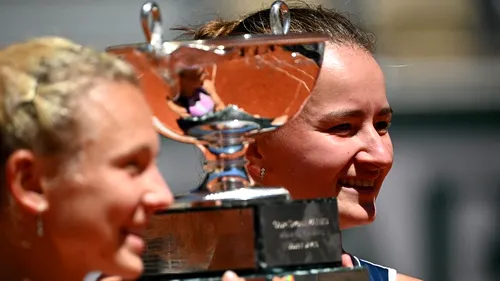 Barbora Krejcikova a scris istorie la Roland Garros și a triumfat atât la simplu, cât și în proba de dublu! Câți bani a câștigat per total