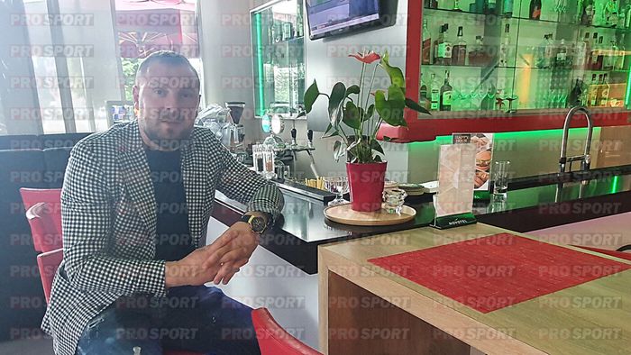 Cosmin Moți la ora mărturisirilor spectaculoase: ”L-am felicitat în vestiar pe Maccarone pentru golul decisiv marcat contra Stelei. M-am bucurat la calificarea lui Boro în finala Cupei UEFA”. Transferul de senzație pe care l-ar gira la Ludogoreț: ”L-aș lua ieri pe Mazilu, aș plăti fluierând 4-5 milioane de euro” | VIDEO ȘI FOTO EXCLUSIV