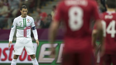 Ronaldo are 11 milioane de oameni la picioare:** "Fantastic! Cel mai bun din lume!  Magic!" Cum e elogiat în Portugalia