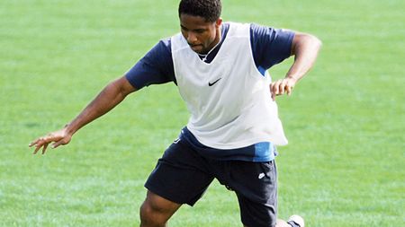 Emeghara, înapoi la Bologna