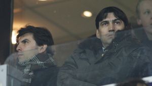 Oracolul lovește! "Pițurcă poate colabora cu Lupescu la Dinamo!"