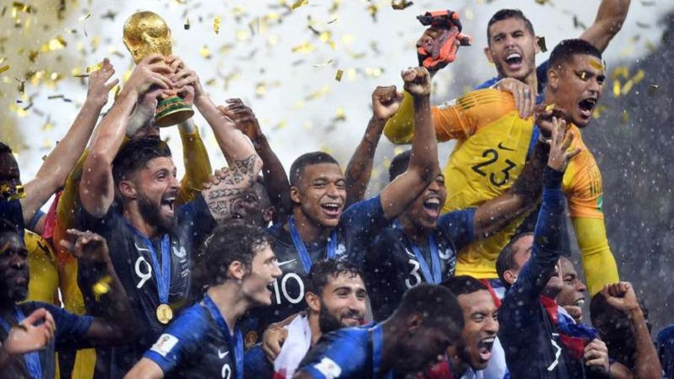 Declinul unui campion mondial. L-au vrut Real Madrid și Liverpool, iar acum dă Liga Campionilor pentru o echipă de mijlocul clasamentului