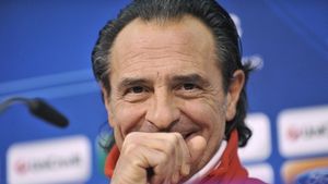 Fiorentina critică Federația Italiană: "Am aflat că l-au luat pe Prandelli din presă și de pe siteuri!"