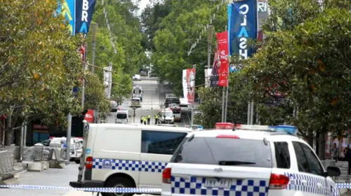 TRAGEDIE LA MELBOURNE | Cel puțin 3 morți și 20 de răniți! Un vehicul a intrat intenționat în persoanele care circulau pe o stradă din metropola australiană, la 2 kilometri de complexul unde joacă Sorana Cîrstea
