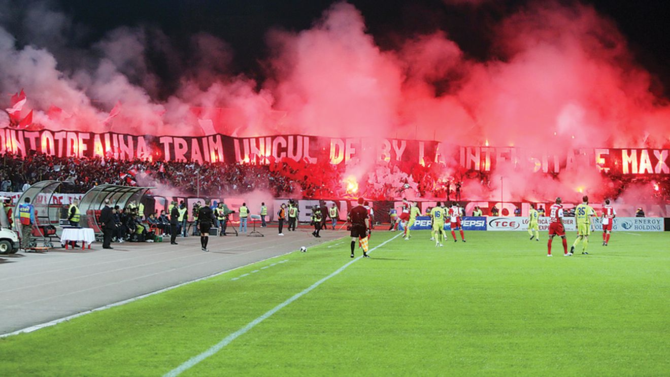 Intensitate maximă, în tribune