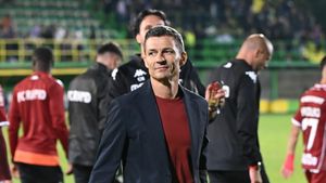 Primul fotbalist important care pleacă de la Rapid. A rupt tăcerea: „Gâlcă nu contează pe mine”