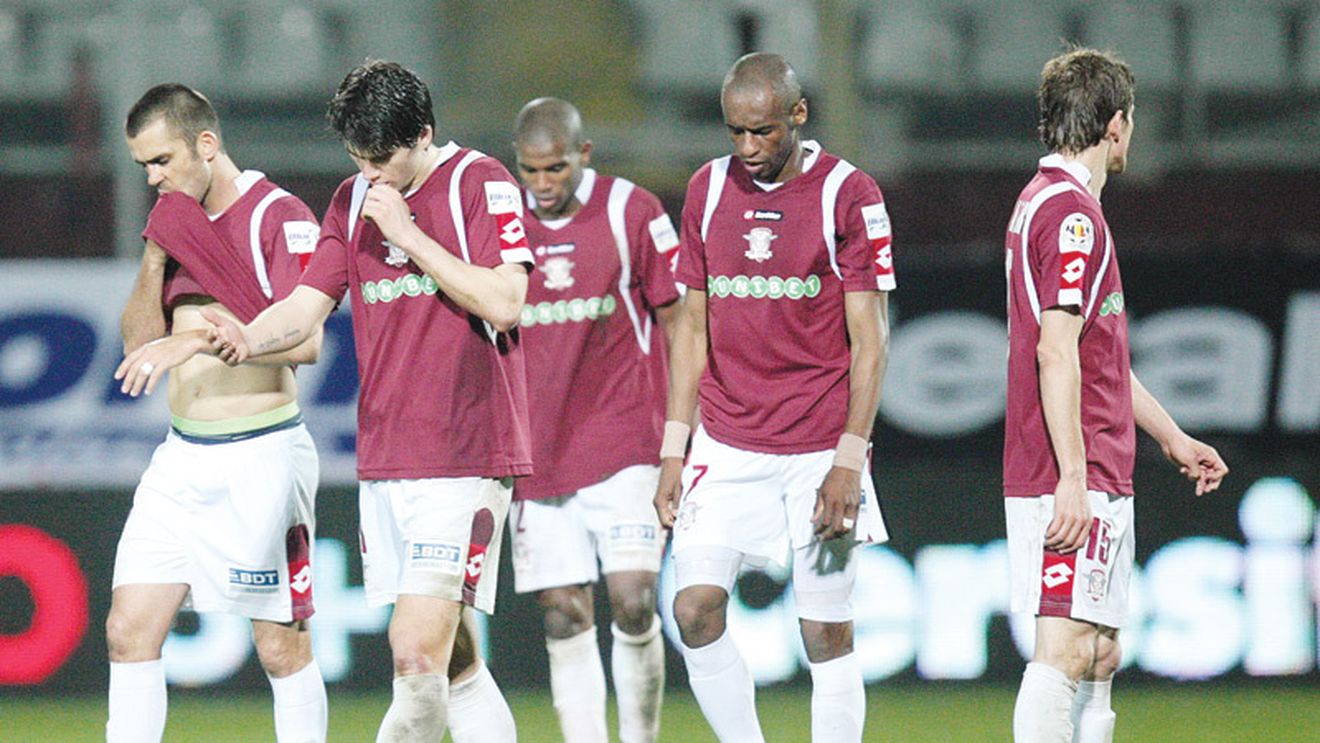 "Ando, trezește-i!"