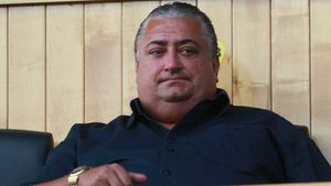 Marius Stan: "Marian Iancu? Un plângăreț!** Nu trebuie asociat cu Poli"