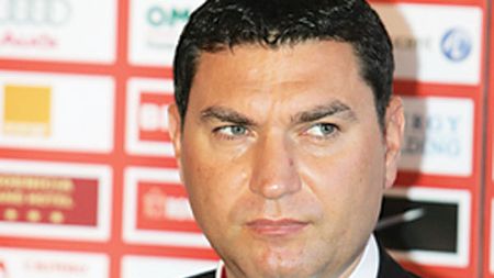 Asta da LOVITURĂ‚!** Borcea vrea să-i "fure" un jucător lui Becali! 3 olteni ar putea ajunge la Dinamo