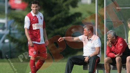 Mai pleacă doi!** Andone: "Sunt mulțumit de jucători, nu și de munca lor"