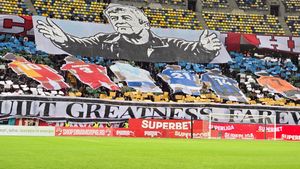 Coregrafie memorabilă! PCH, omagiu suprem pentru Mircea Lucescu la derby-ul Dinamo - Rapid