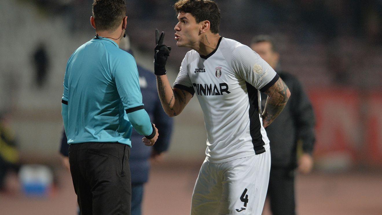 Șumudică l-a adus în România și și-a pus mari speranțe în el, dar a fost "aruncat" repede. EXCLUSIV | Unde a ajuns să joace acum fostul vicecampion mondial din lotul Astrei