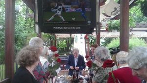 "Jucătoarele străine, un rău necesar pentru echipele de club. Ele sunt locomotivele care trag în sus, spre marea performanță". Prezent la un eveniment festiv, antrenorul "Pilică" Popescu, triplu campion mondial, a analizat câteva aspecte ale naționalei de azi